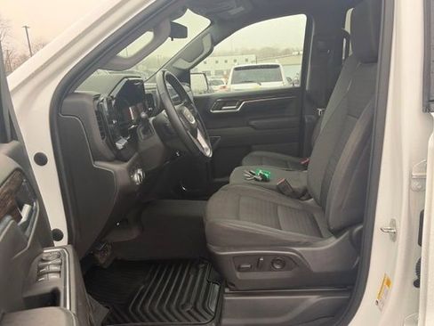 Used 2023 GMC Sierra 1500 Elevation image 7