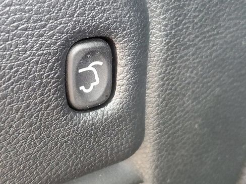 Used 2019 Jeep Grand Cherokee Altitude AWD/4WD image 33