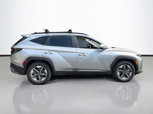 Used 2025 Hyundai Tucson SEL FWD image 4