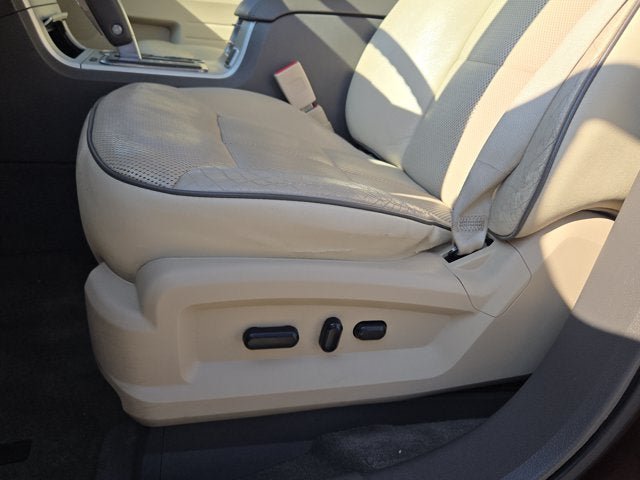 Used 2010 Lincoln MKX 2WD image 23
