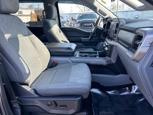 Certified 2022 Ford F150 XLT w/ Equipment Group 302A High image 18