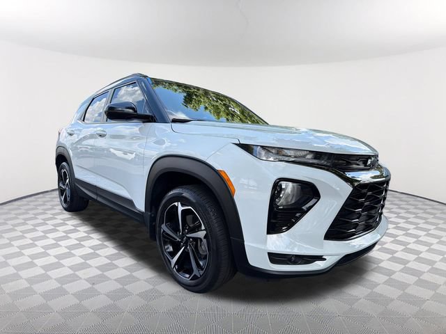 Used 2023 Chevrolet TrailBlazer RS w/ Convenience Package AWD/4WD image 3