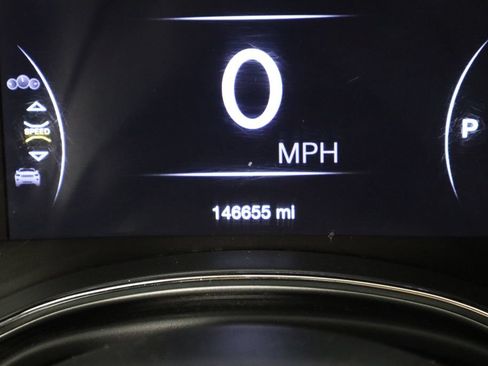 Used 2018 Jeep Grand Cherokee Limited w/ Trailer Tow Group IV AWD/4WD image 39