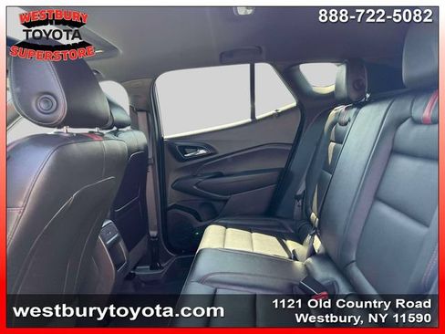 Used 2026 Chevrolet Trax RS w/ Sunroof Package FWD image 13