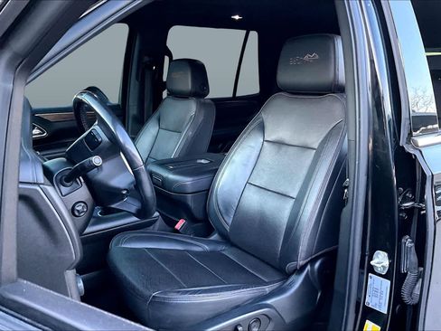 Used 2022 Chevrolet Tahoe High Country AWD/4WD image 10