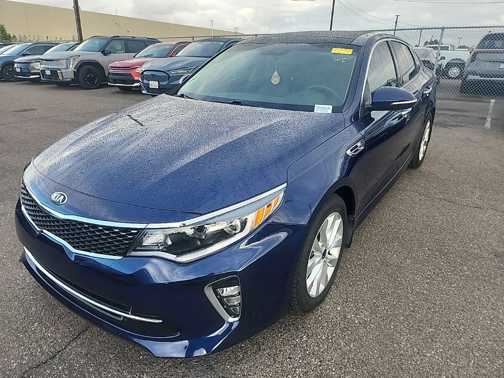 Used 2018 Kia Optima S w/ Panoramic Sunroof Package FWD image 3