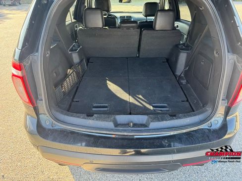 Used 2014 Ford Explorer XLT w/ Equipment Group 202A image 12