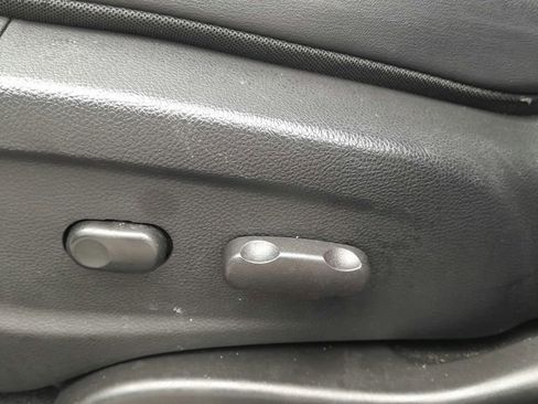 Used 2022 Buick Encore Preferred w/ Safety Package FWD image 18