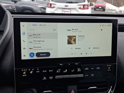 Used 2024 Subaru Solterra Limited image 15