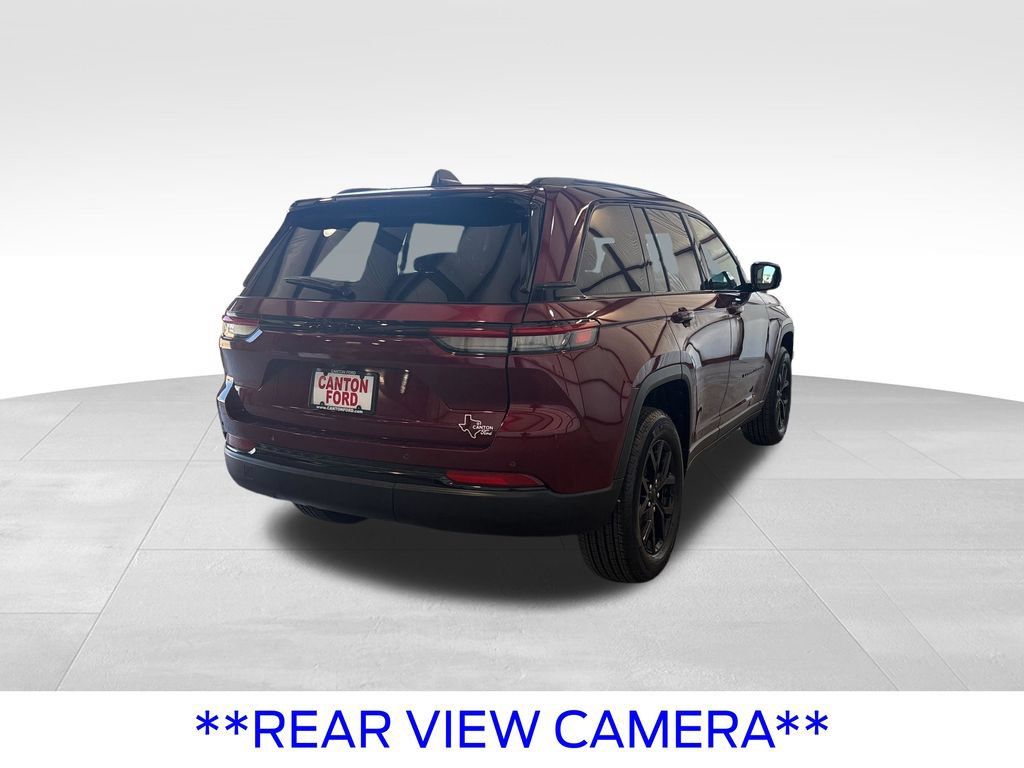 Used 2024 Jeep Grand Cherokee Altitude RWD image 8