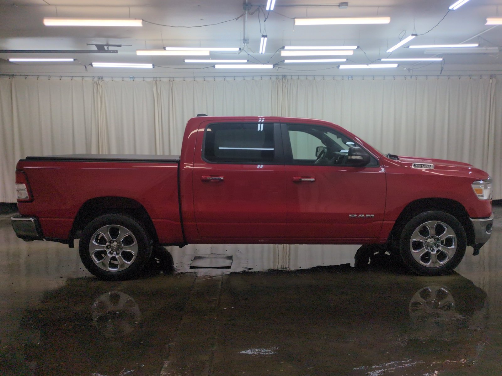 Used 2019 RAM 1500 Big Horn AWD/4WD image 4