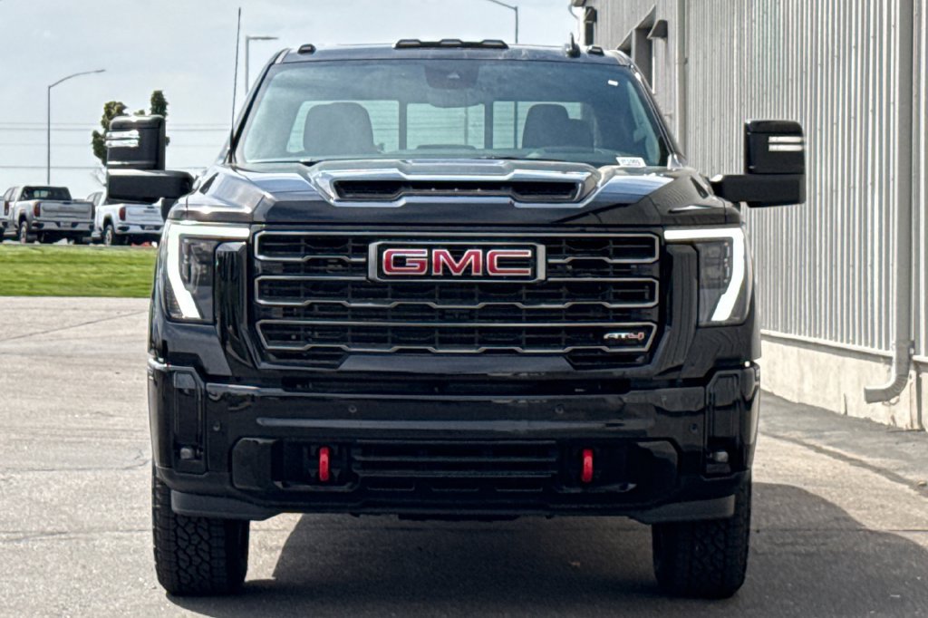 Used 2026 GMC Sierra 2500 AT4 w/ AT4 Premium Plus Package AWD/4WD image 12