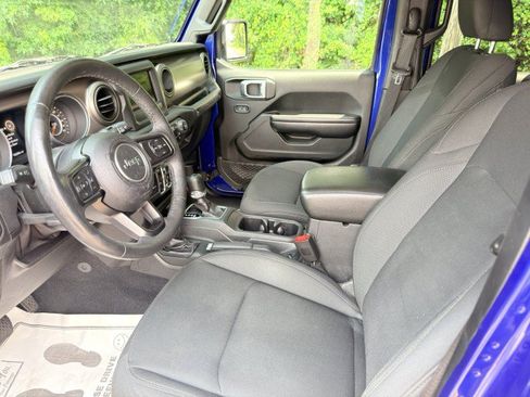 Used 2018 Jeep Wrangler Unlimited Sport S AWD/4WD image 11
