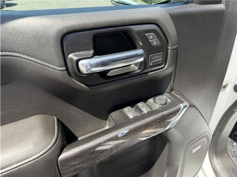 Used 2019 Chevrolet Silverado 1500 LTZ w/ LTZ Premium Package RWD image 16