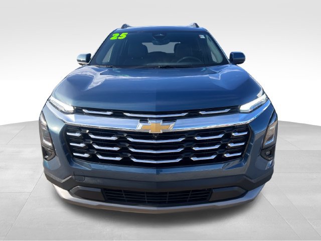 Used 2025 Chevrolet Equinox LT w/ Safety and Technology Package FWD image 10