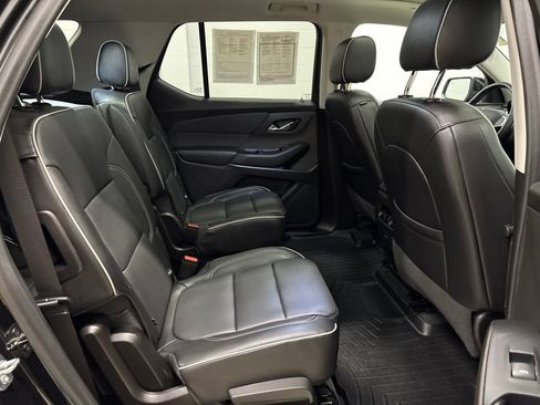 Used 2021 Chevrolet Traverse High Country AWD/4WD image 37