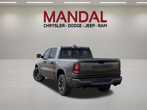 New 2026 RAM 1500 2WD Crew Cab image 3