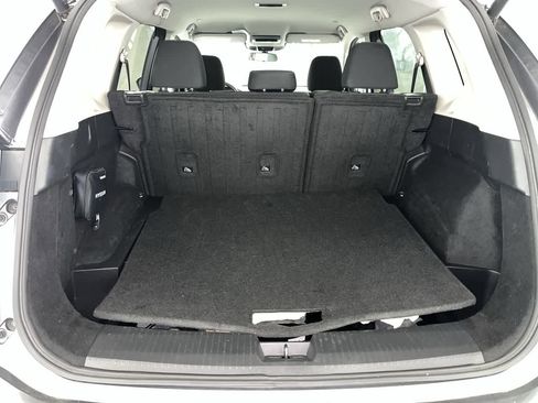 Used 2024 Nissan Rogue SV image 27