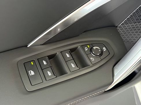 Used 2026 BMW X1 xDrive28i w/ Technology Package image 15