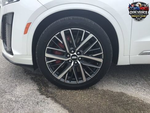 Used 2023 Cadillac XT6 Sport AWD/4WD image 27