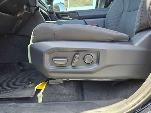 New 2025 Toyota Tundra SR5 AWD/4WD image 31