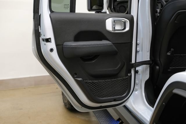 Used 2024 Jeep Wrangler Unlimited Rubicon 392 AWD/4WD image 97