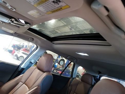 Used 2020 Subaru Outback Touring XT AWD/4WD image 11