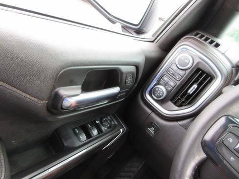 Certified 2020 GMC Sierra 1500 AT4 w/ AT4 Premium Package AWD/4WD image 31