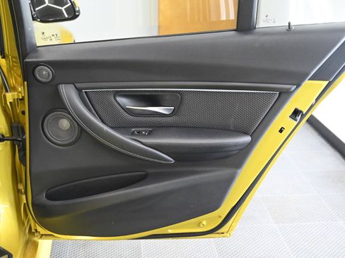 Used 2018 BMW M3 RWD image 45