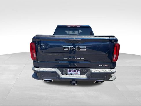 Used 2019 GMC Sierra 1500 AT4 w/ AT4 Premium Package AWD/4WD image 4