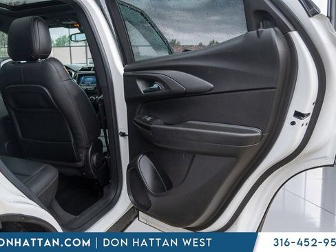 Used 2023 Chevrolet TrailBlazer ACTIV w/ Sun and Liftgate Package FWD image 22