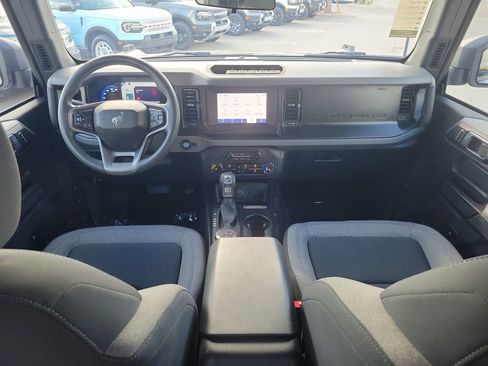 Used 2023 Ford Bronco 2-Door w/ Sasquatch Package image 13