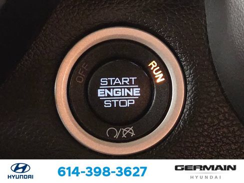 Used 2024 RAM 2500 Big Horn w/ Off Road Package AWD/4WD image 32
