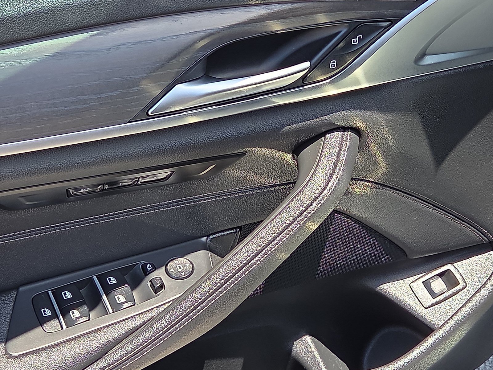 Certified 2023 BMW 530i xDrive AWD/4WD image 13
