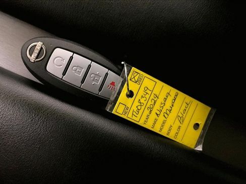 Used 2024 Nissan Murano SV AWD/4WD image 11