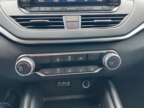 Used 2021 Nissan Altima 2.5 SR image 32