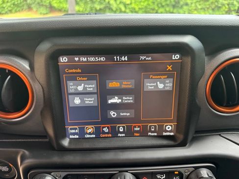 Used 2021 Jeep Gladiator Mojave AWD/4WD image 34