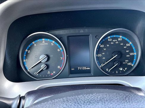 Used 2017 Toyota RAV4 LE w/ All Weather Liner Package AWD/4WD image 20