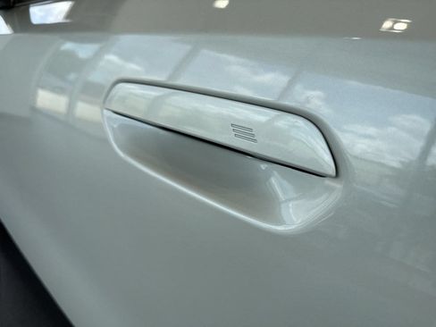 New 2027 BMW 530i xDrive w/ Premium Package AWD/4WD image 12