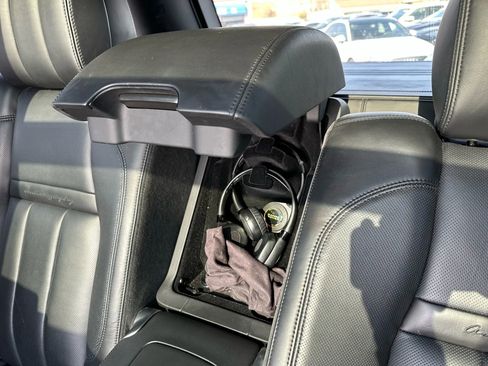 Used 2015 Land Rover Range Rover Long Wheelbase Autobiography image 46