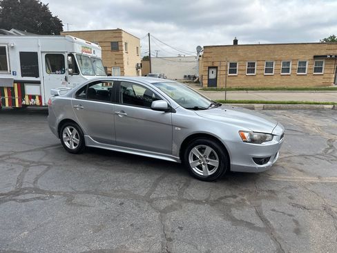 Used 2009 Mitsubishi Lancer ES FWD image 4