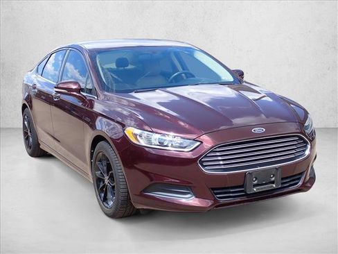 Used 2013 Ford Fusion SE FWD image 5