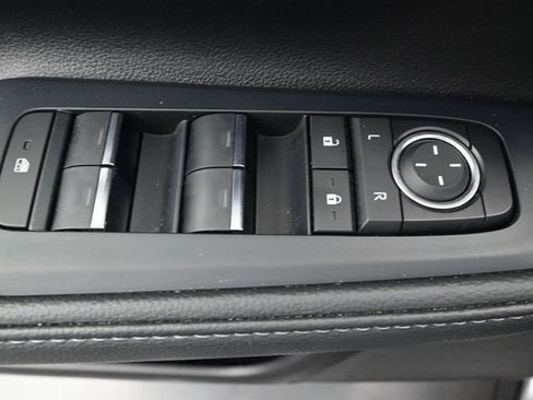 Used 2024 Toyota Grand Highlander FWD image 11