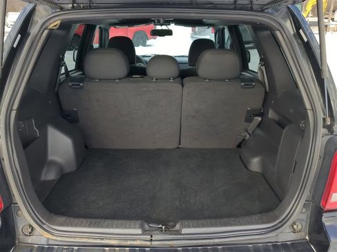 Used 2009 Ford Escape XLT image 29