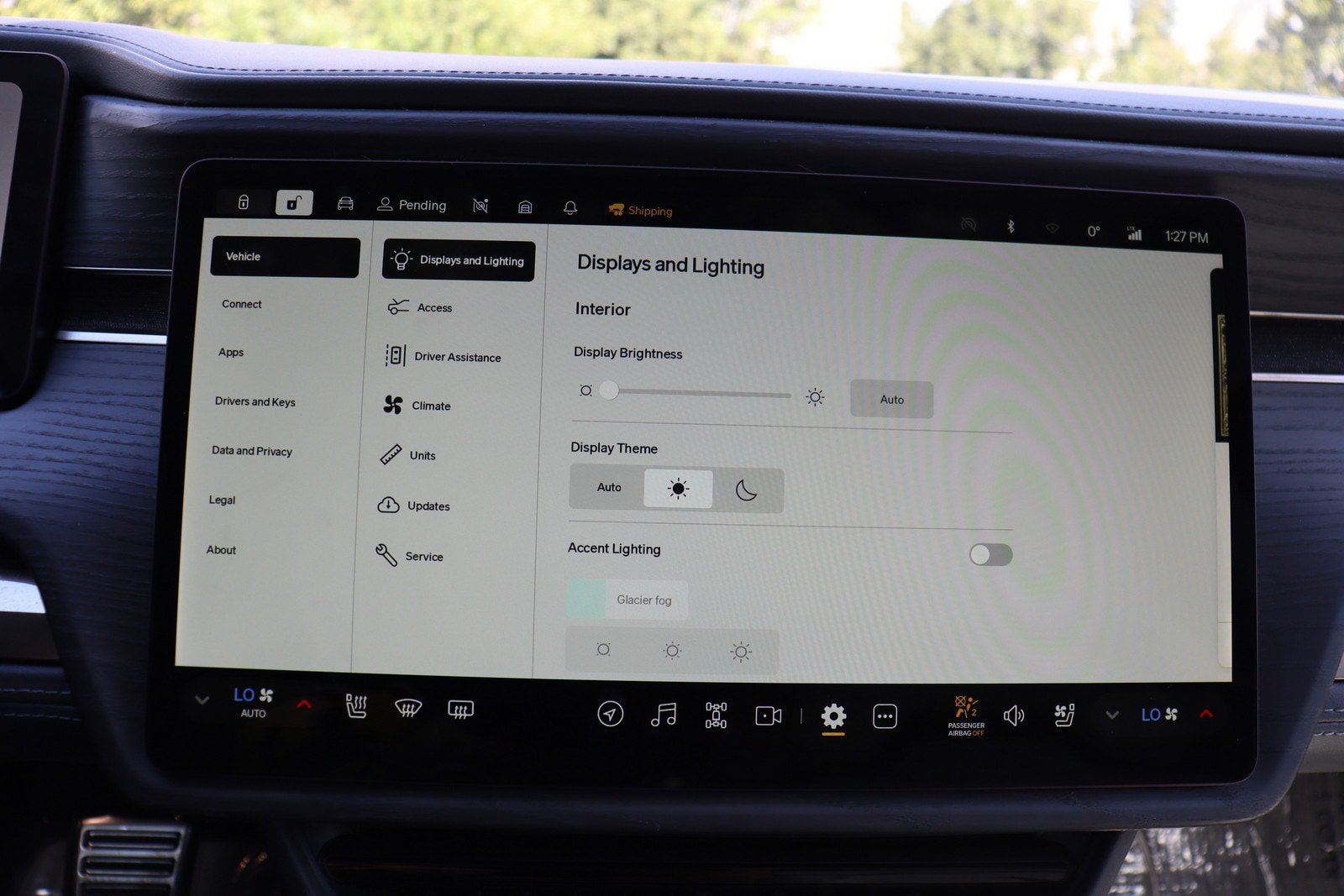 Used 2024 Rivian R1S Adventure Quad AWD/4WD image 32