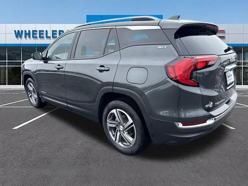 Used 2021 GMC Terrain SLT w/ Infotainment Package II image 3