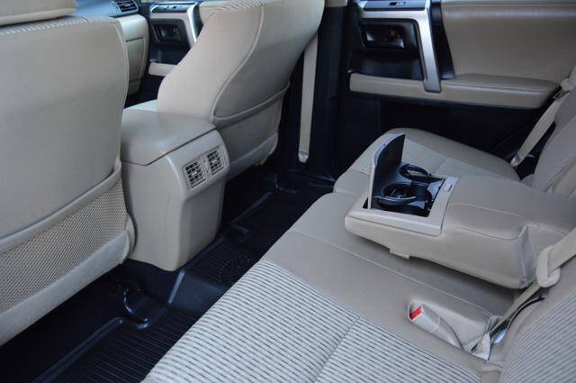 Used 2011 Toyota 4Runner SR5 AWD/4WD image 30
