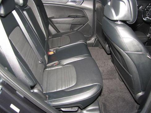 Used 2024 Kia Sportage SX FWD image 18