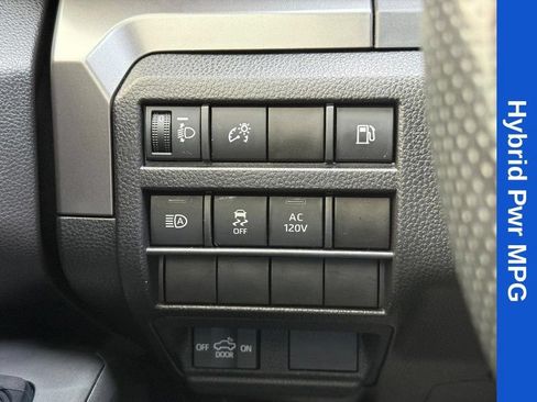 Used 2024 Toyota Tacoma TRD Sport AWD/4WD image 29