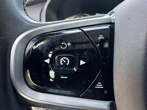 Used 2021 Volvo XC90 T6 Inscription w/ Advanced Package image 17